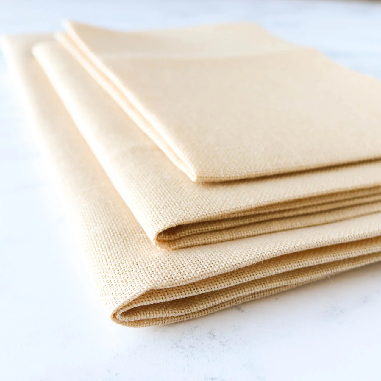 Antique Ivory Cashel Linen Fabric - 28 count - Image 2