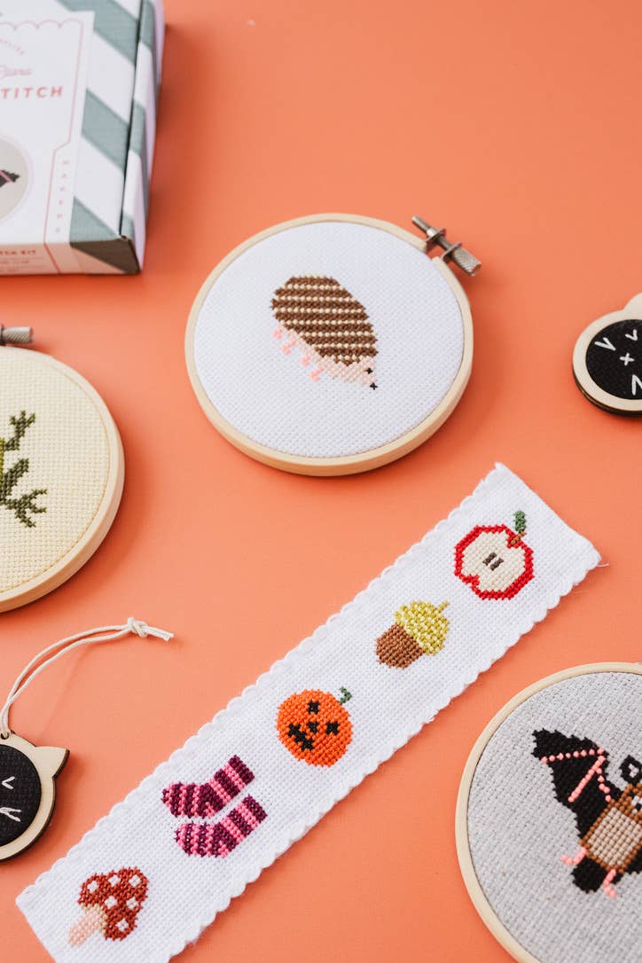 Autumn/Halloween Counted Cross Stitch Bookmark Kit - Image 3