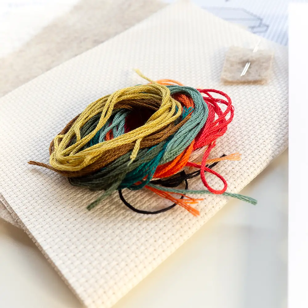 Bibliophilia Cross Stitch Kit - Image 2