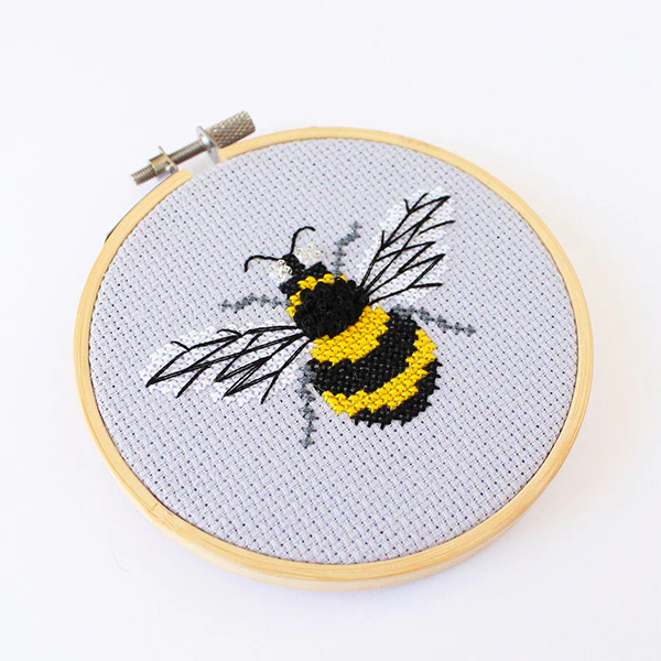 Bumblebee Mini Cross Stitch Kit - Image 3