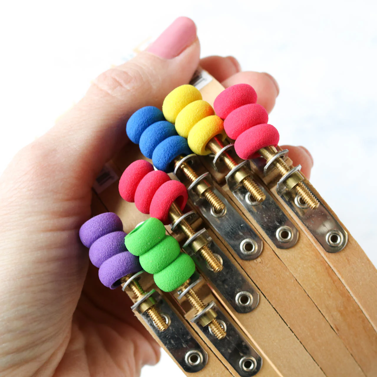 Comfort Grips for Embroidery Hoop Screws - Image 3