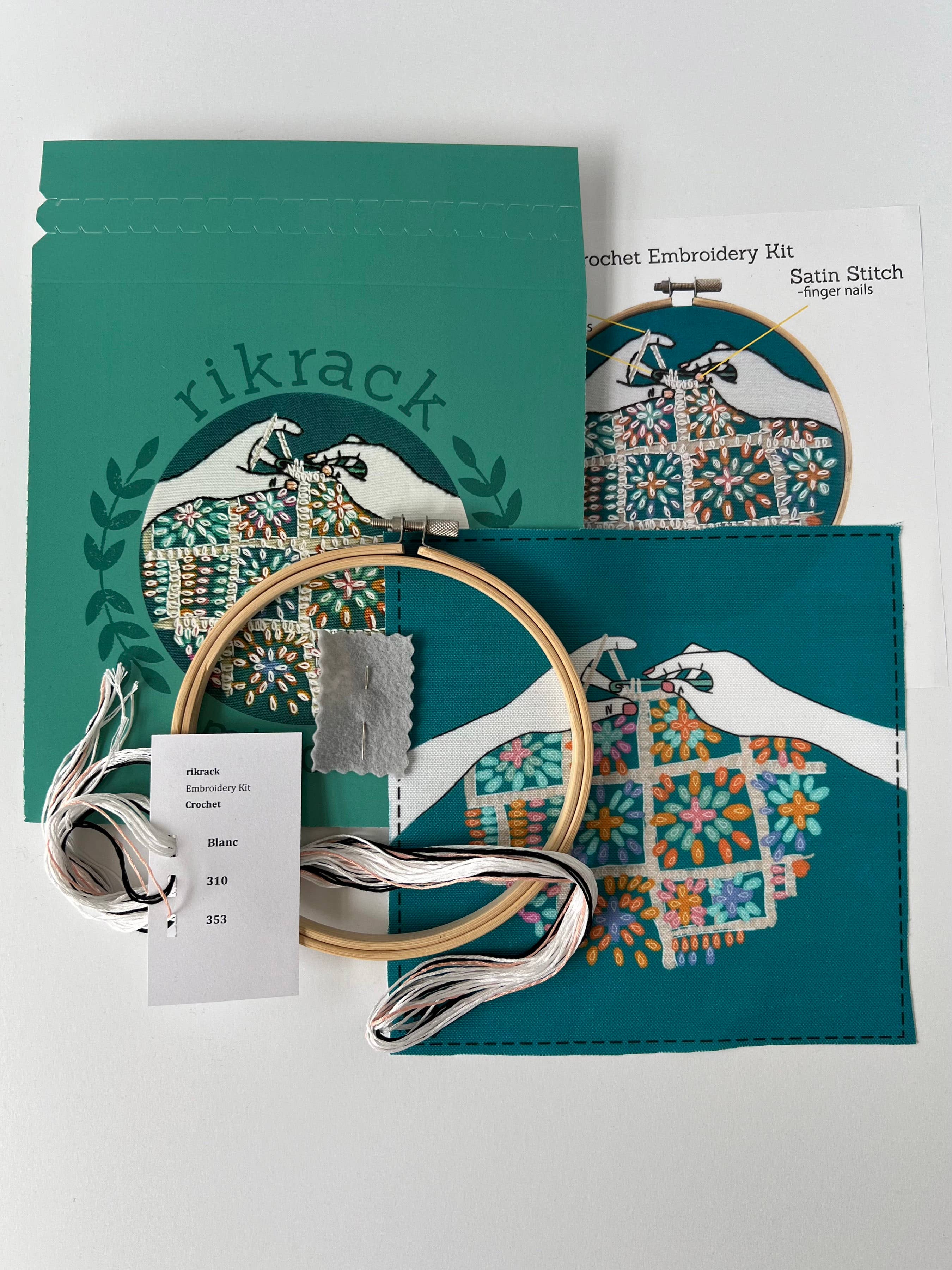 Crocheting Hand Embroidery Kit - Image 4