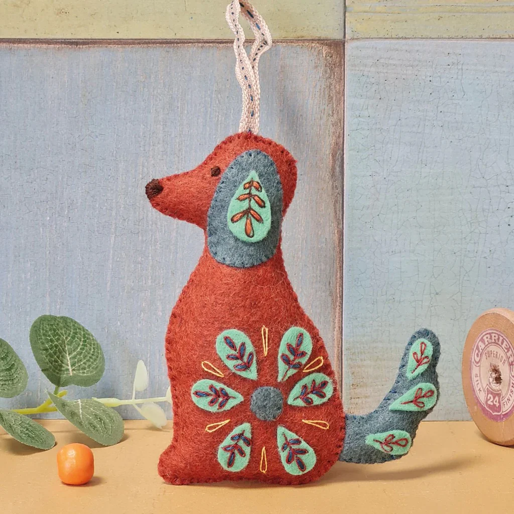Felt Craft Mini Kit - Folk Dog