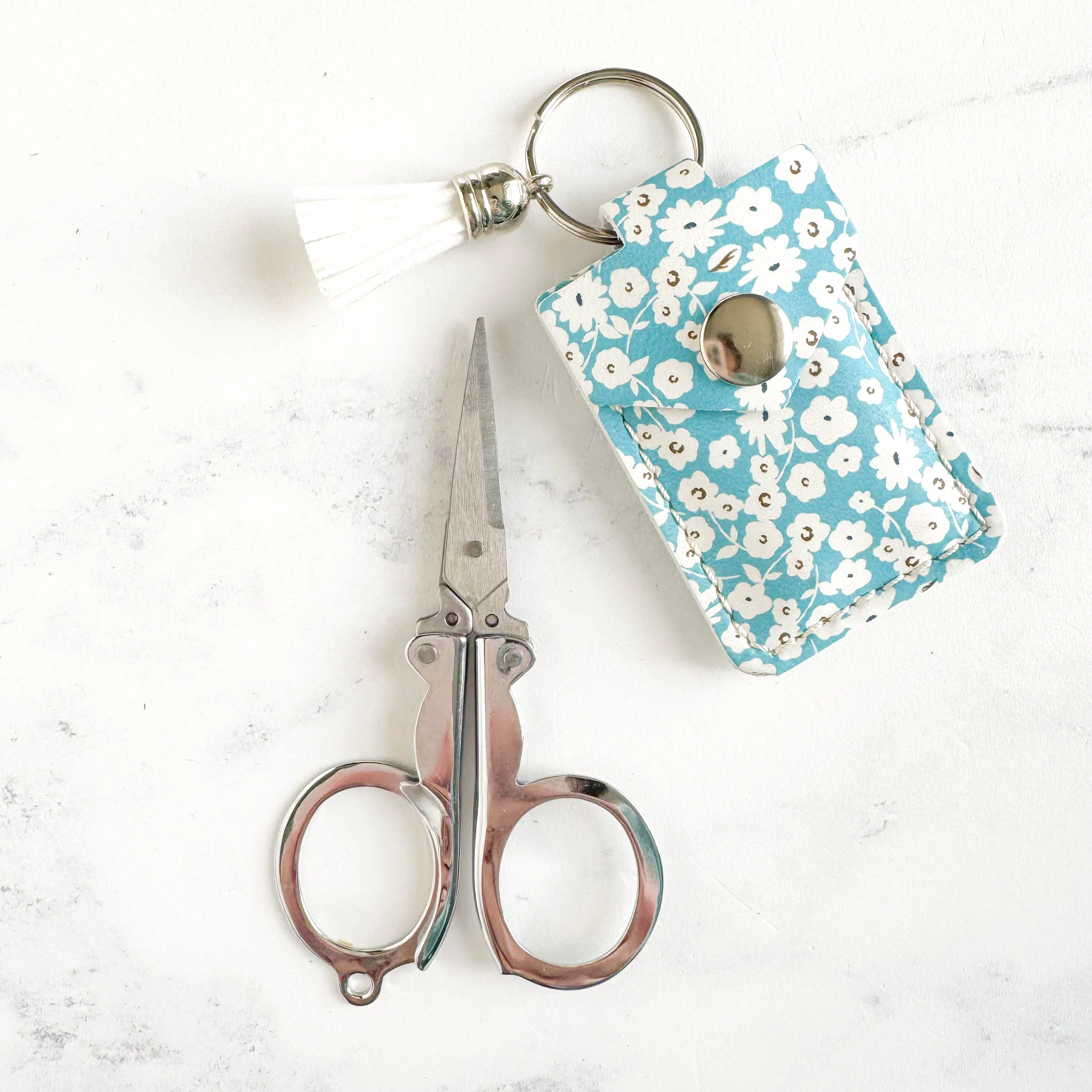 Folding Scissors with Leather Pouch - Spring Gardens - Image 4