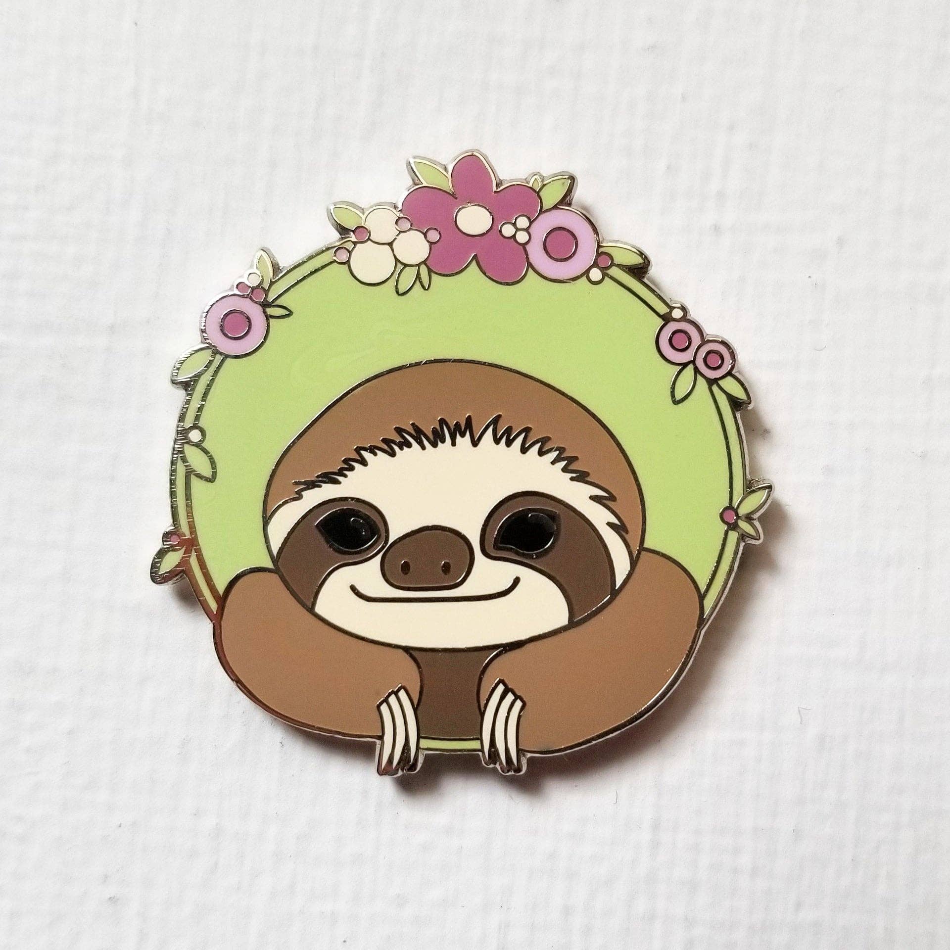 Happy Sloth Enamel Needle Minder - Image 4
