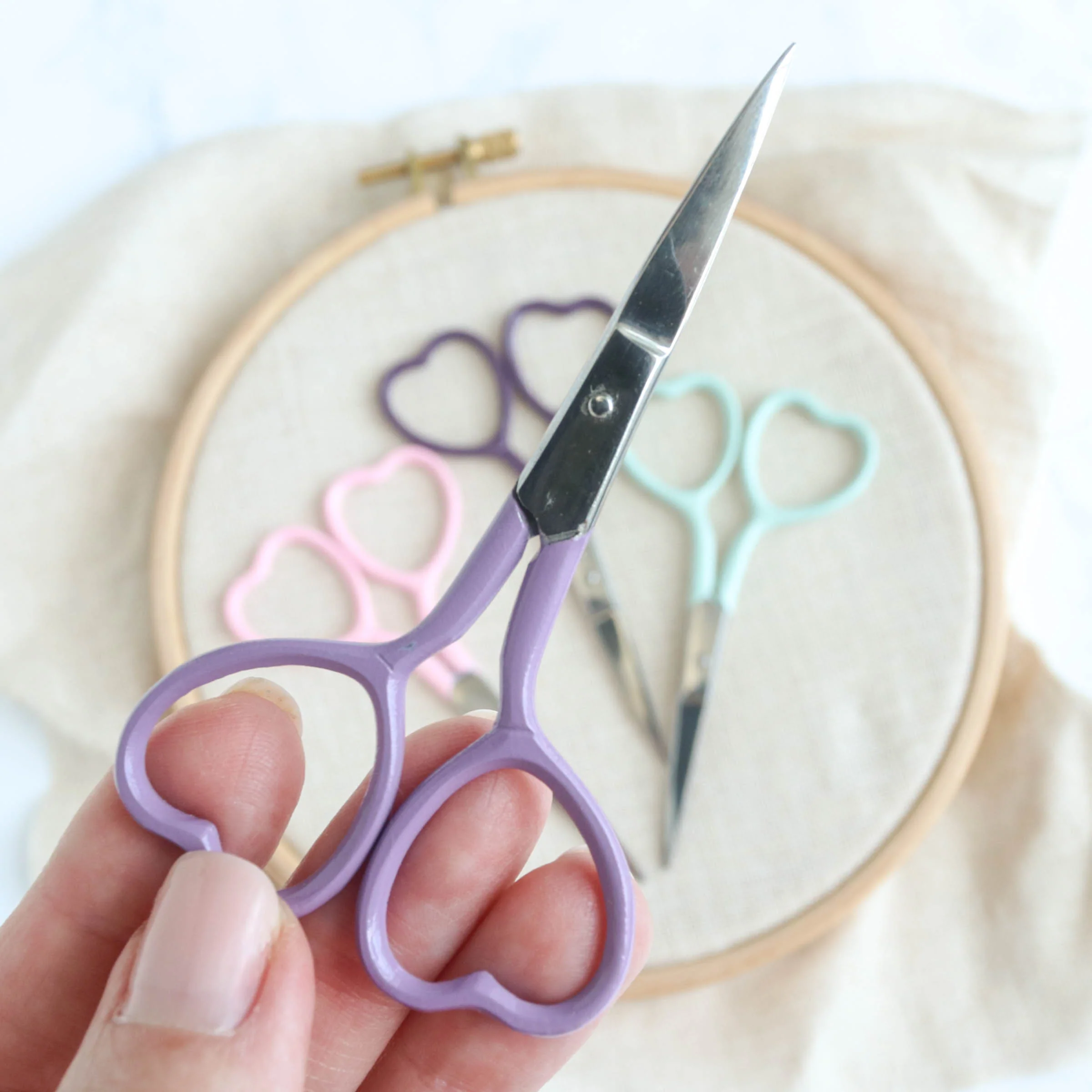 Heart Embroidery Scissors - Image 2