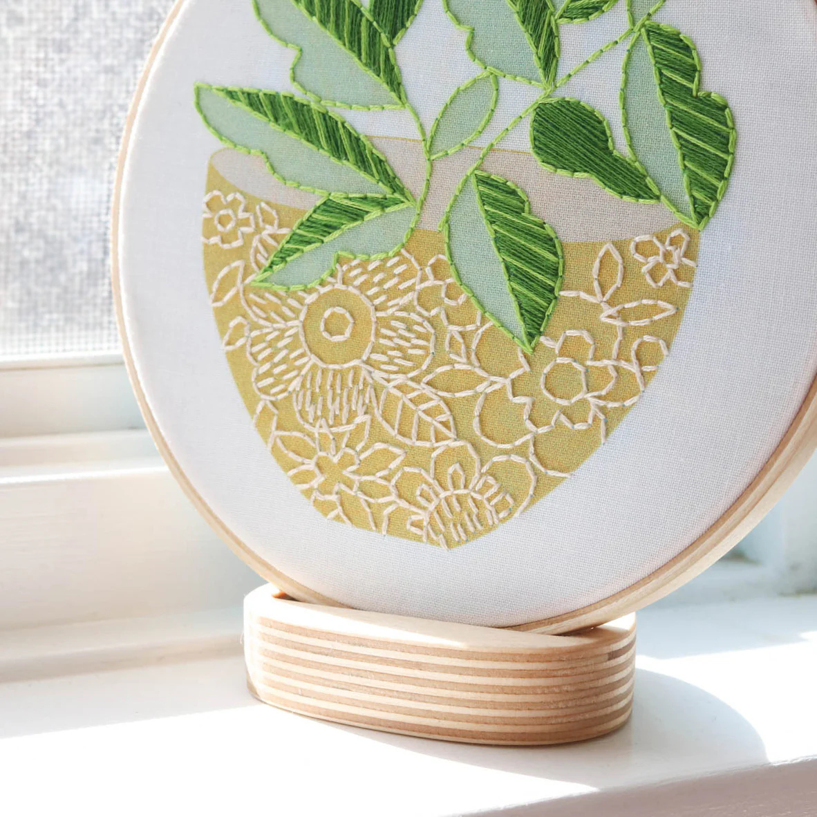Hoop Prop Embroidery Hoop Stand - Image 6