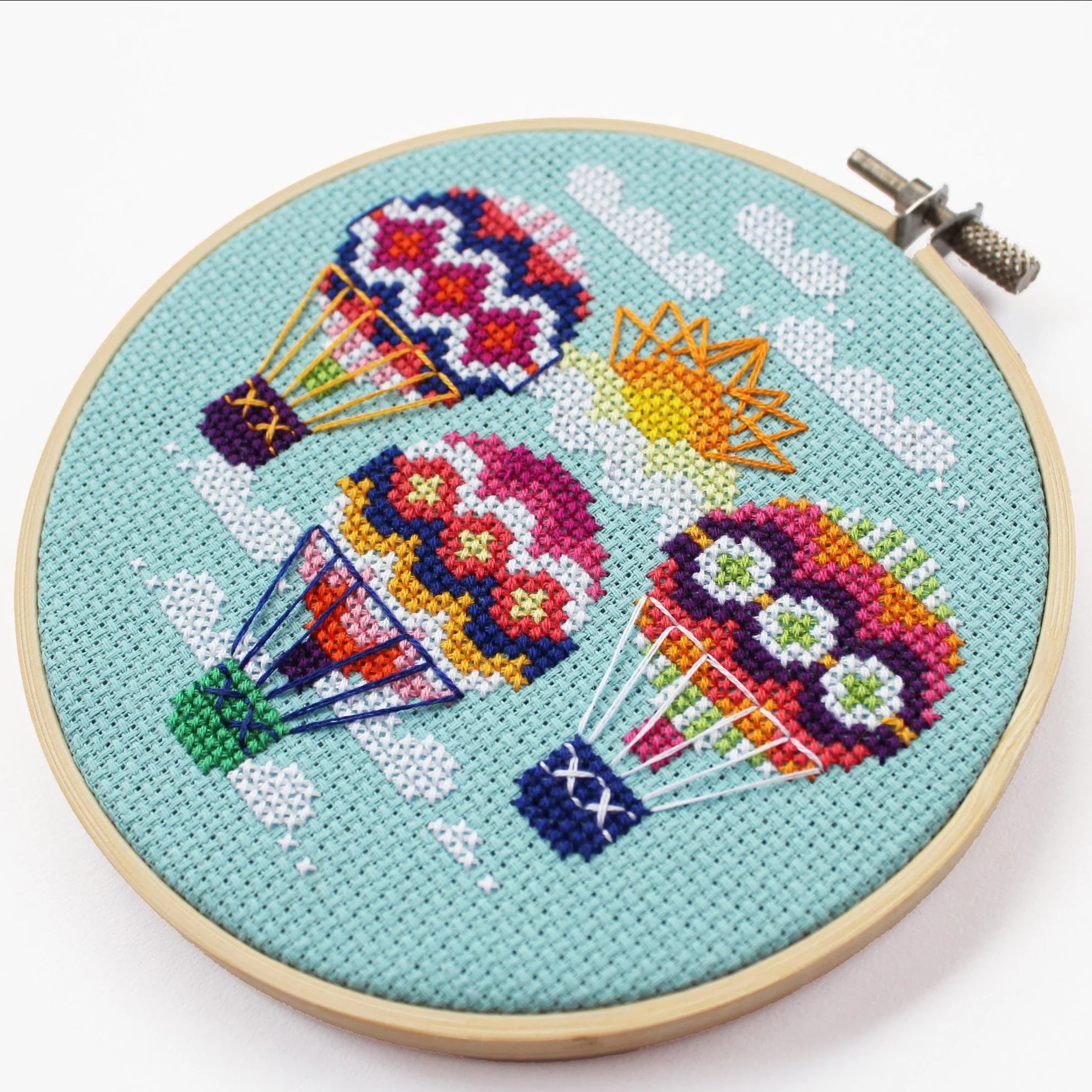 Hot Air Balloons Cross Stitch Kit - Image 2