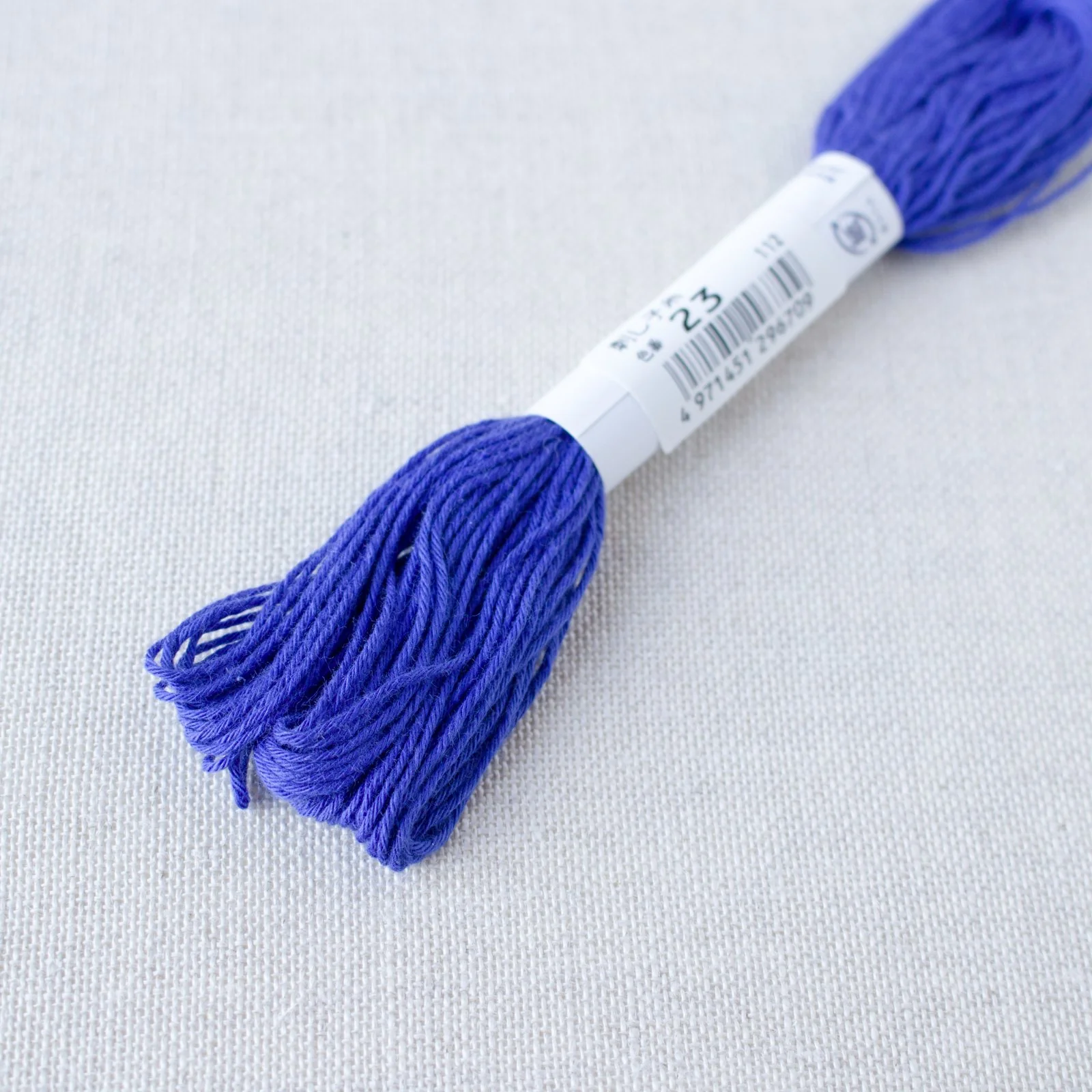 Japanese Sashiko Thread - Ultramarine Blue (#23) - Image 3