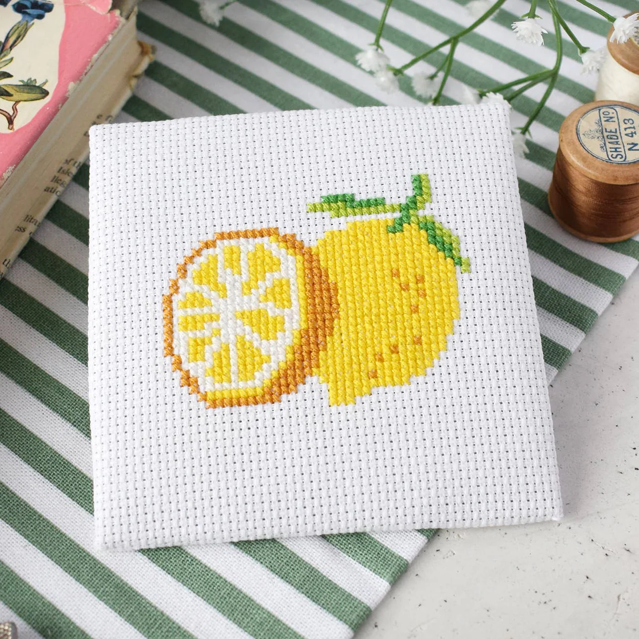 Lemons Mini Cross Stitch Kit