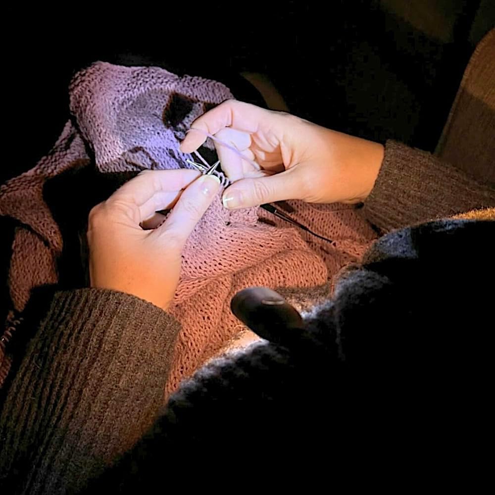 Lumos Knitting and Stitching Light - Image 5