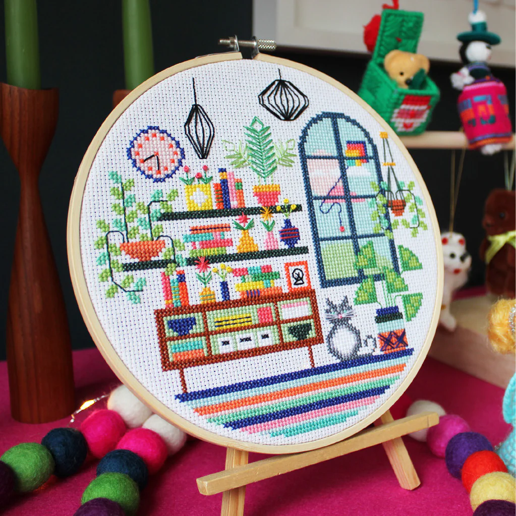 Luna's Living Room Cross Stitch Kit (Murder Mystery Series) - Image 2