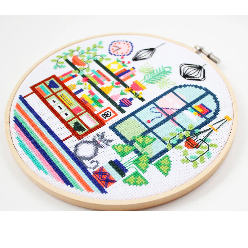 Luna's Living Room Cross Stitch Kit (Murder Mystery Series) - Image 3
