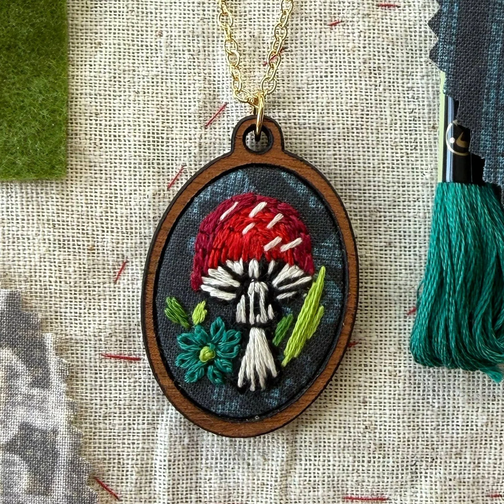 Hand Embroidery Necklace Kit - Mushroom