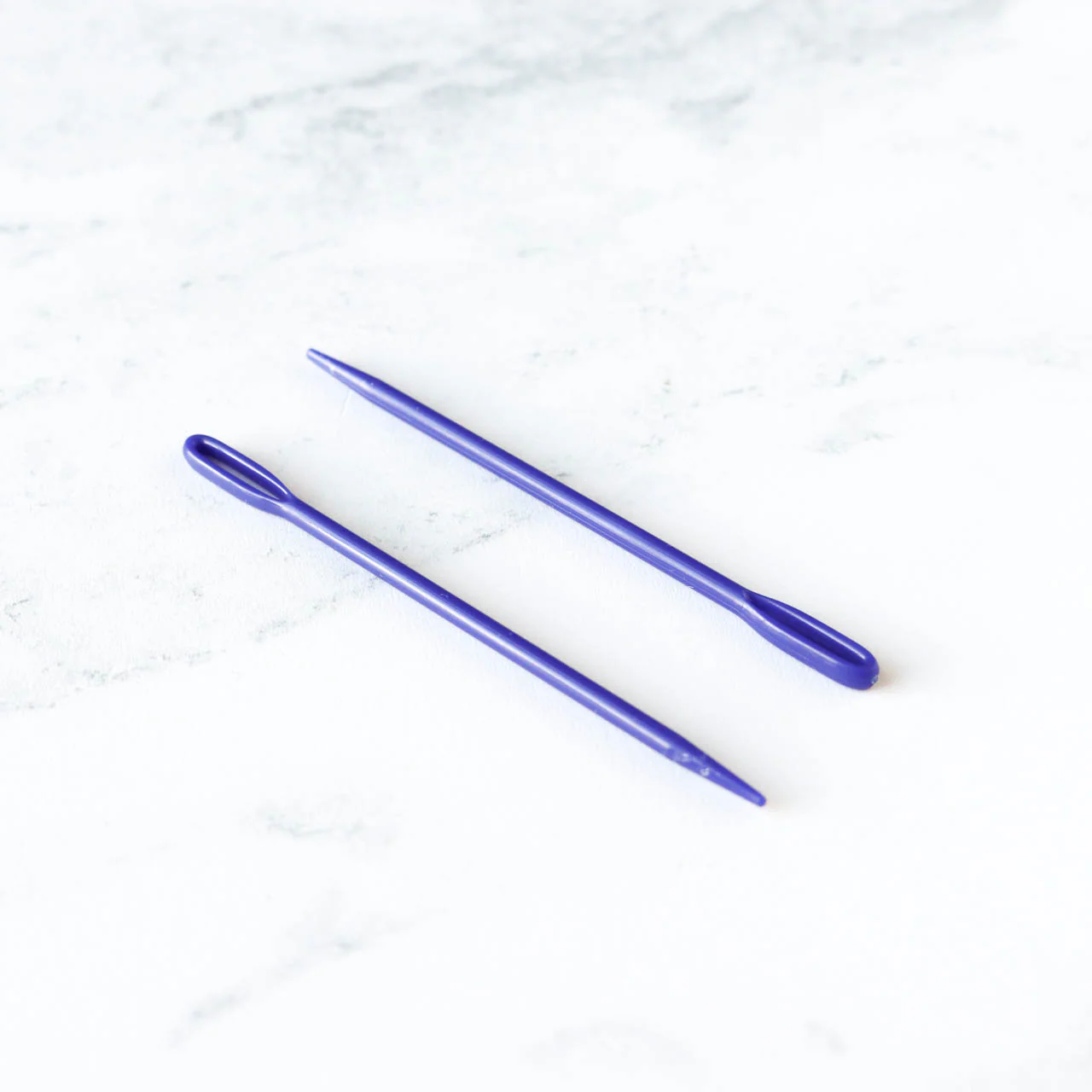Plastic Tapestry Needle - Image 2