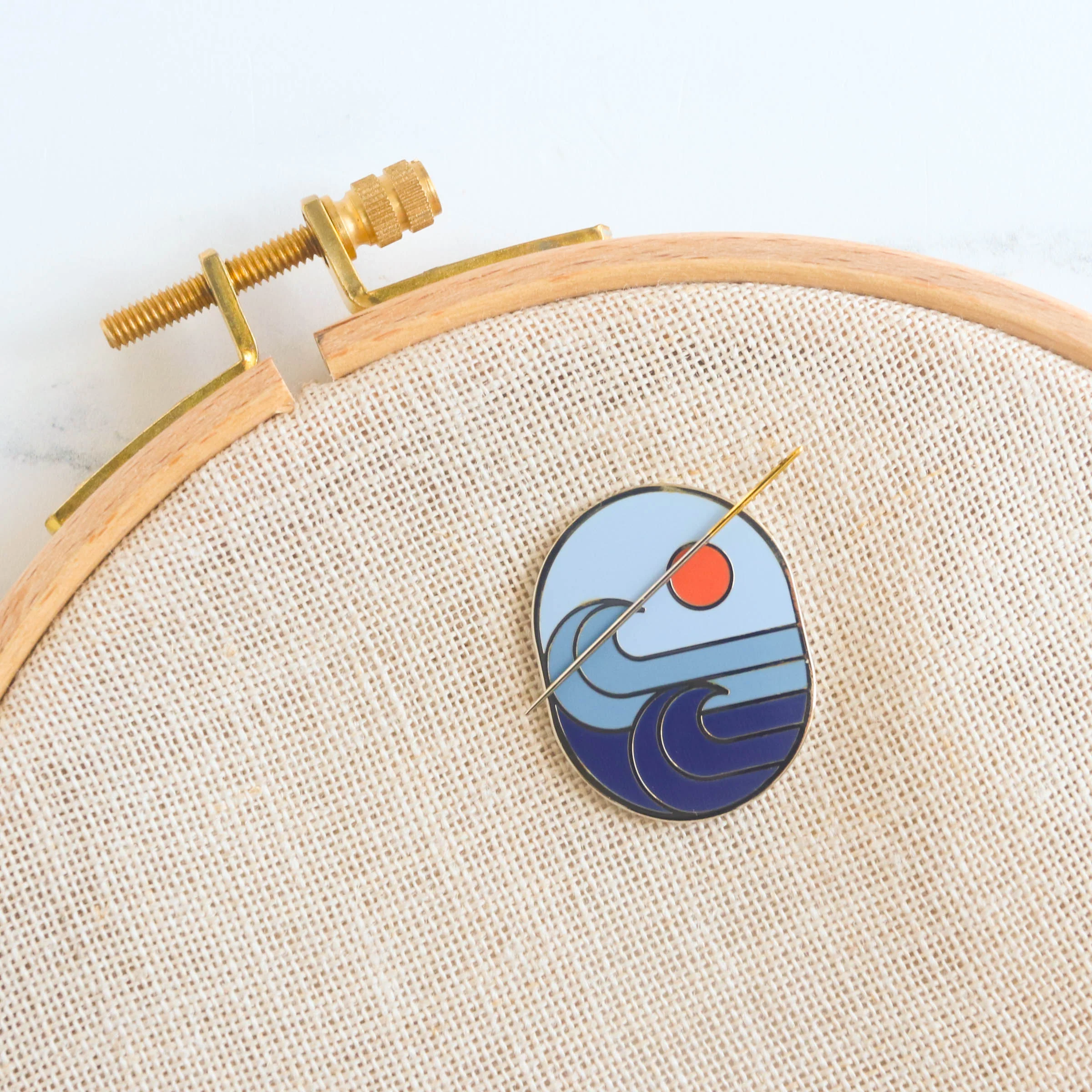 Rising Tide Magnetic Needle Minder - Image 3