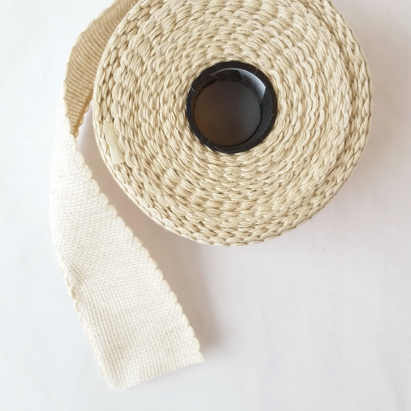 Scallop Edged Natural Aida Stitching Band - 2 inches - Image 2