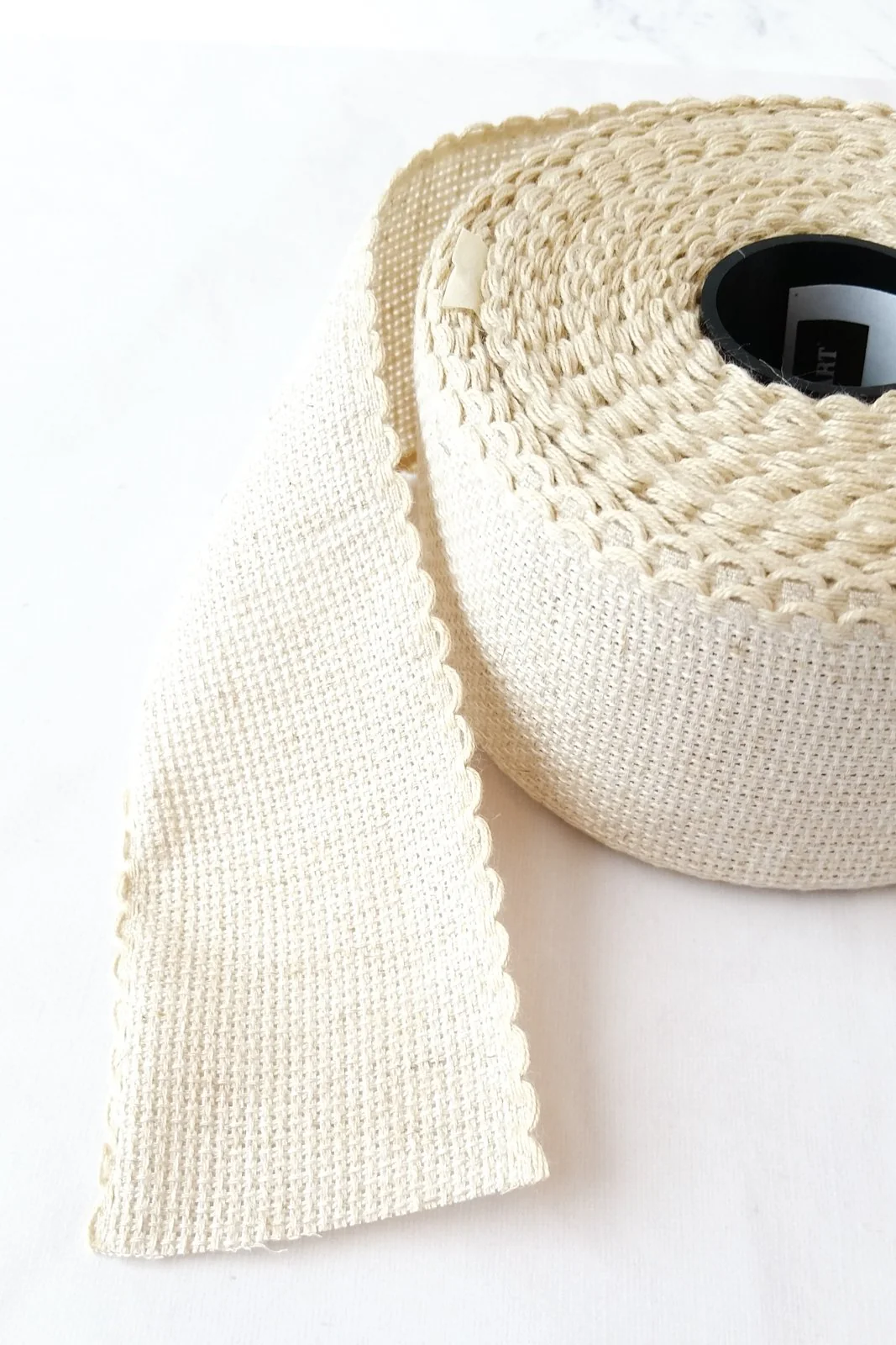 Scallop Edged Natural Aida Stitching Band - 2 inches - Image 4