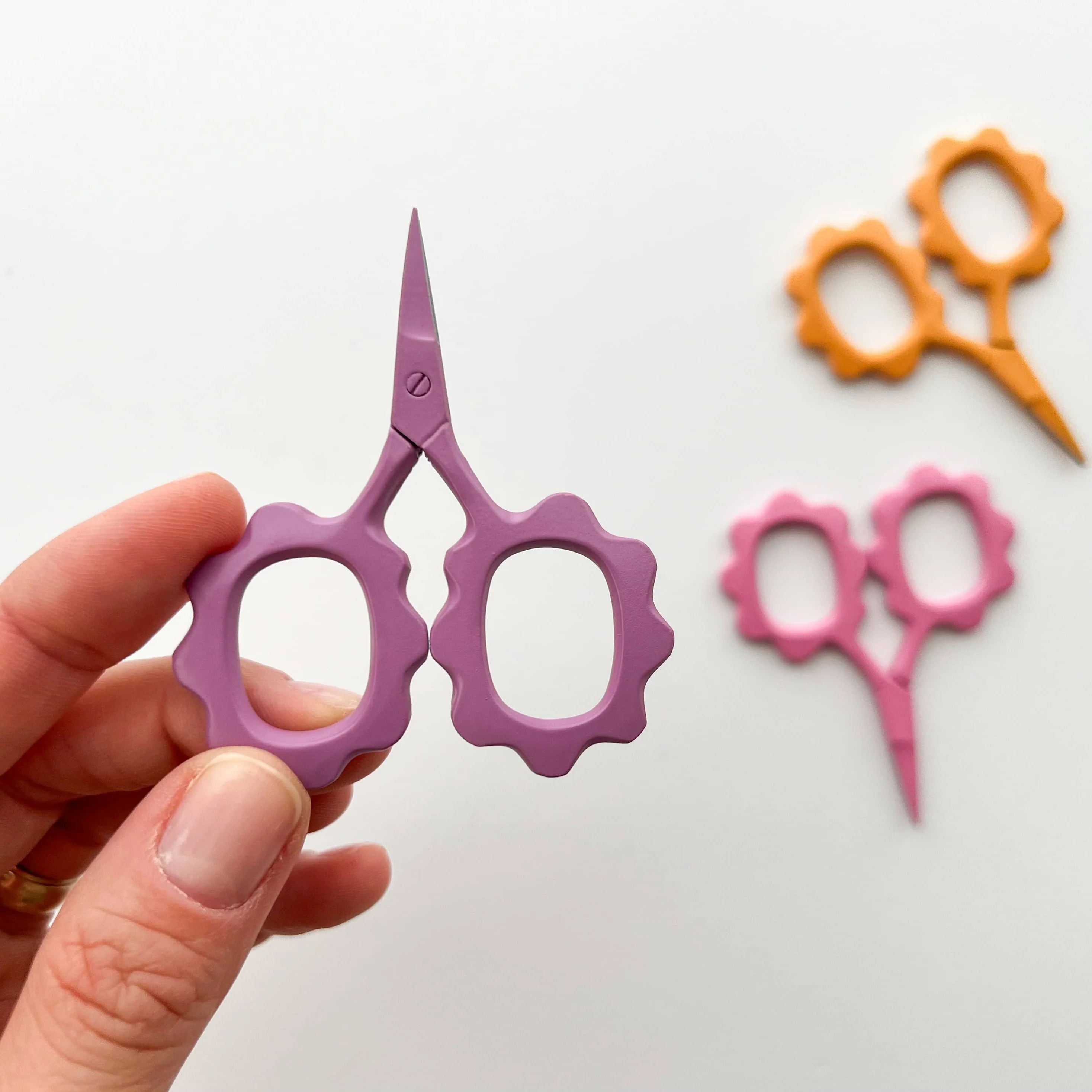 Small Flower Embroidery Scissors - Image 7