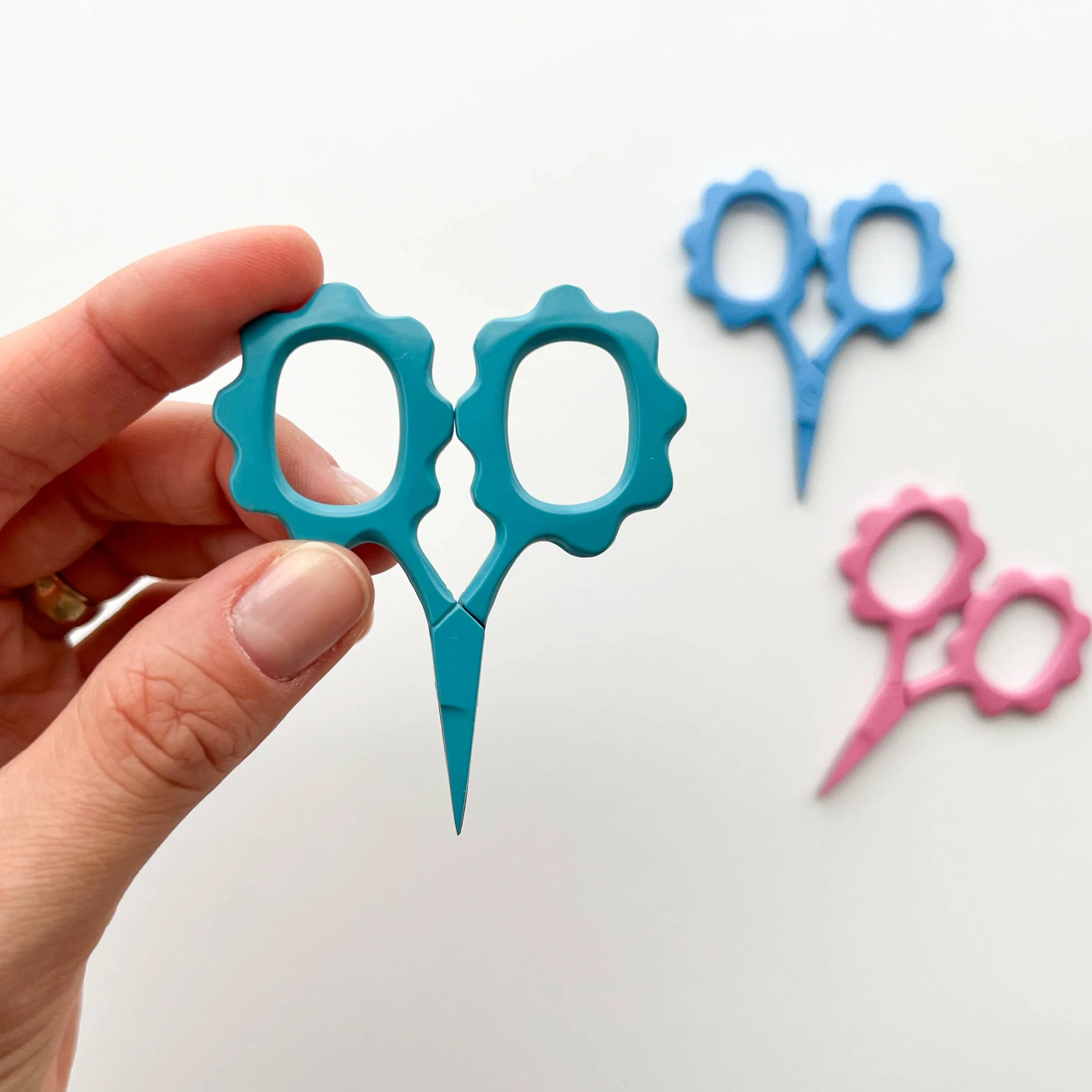 Small Flower Embroidery Scissors - Image 8