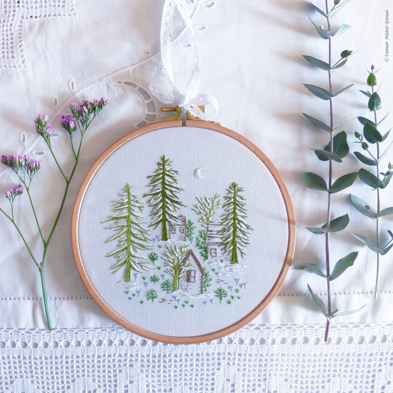 Snowy Night Hand Embroidery Kit - Image 3