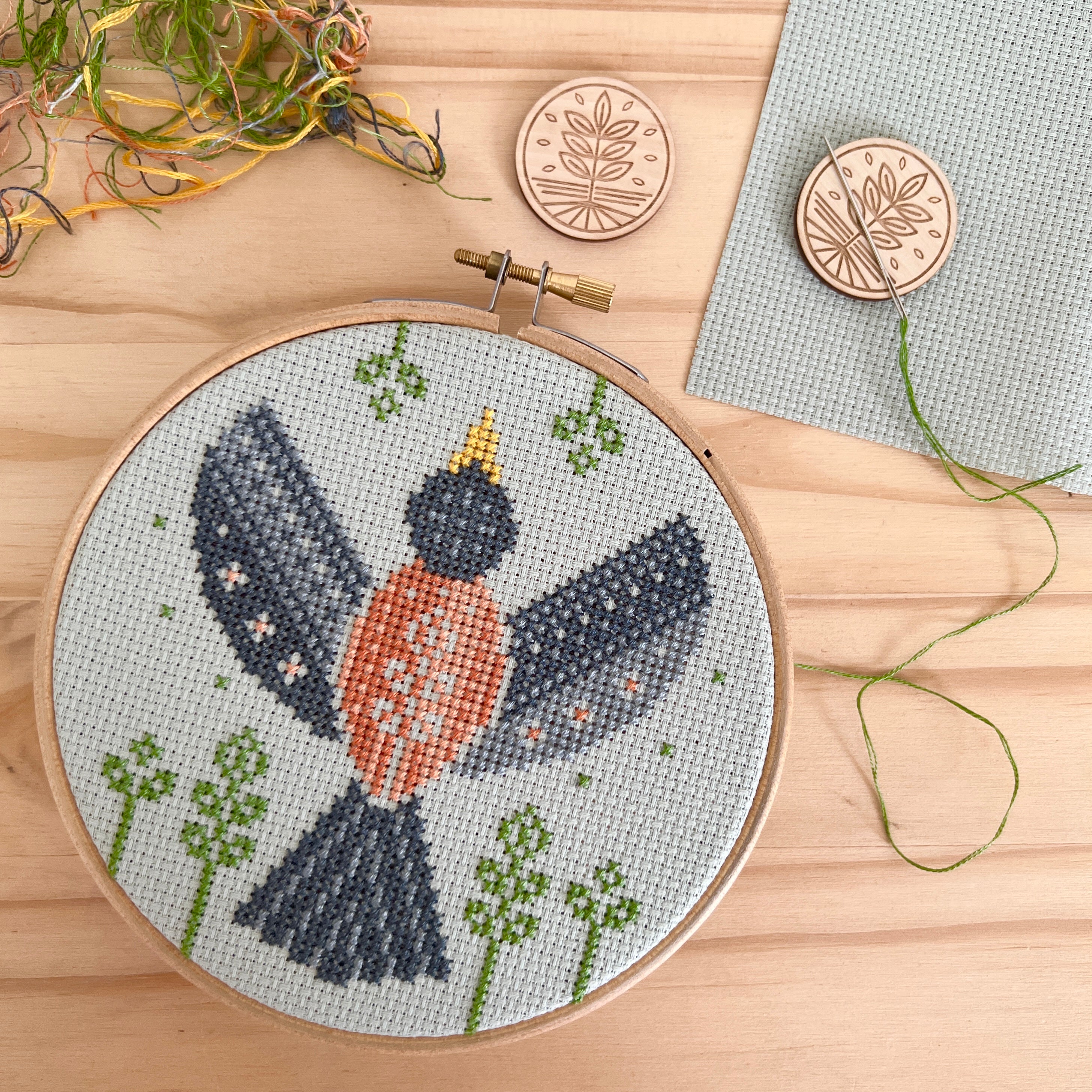 Spring Robin Cross Stitch Pattern - Image 2