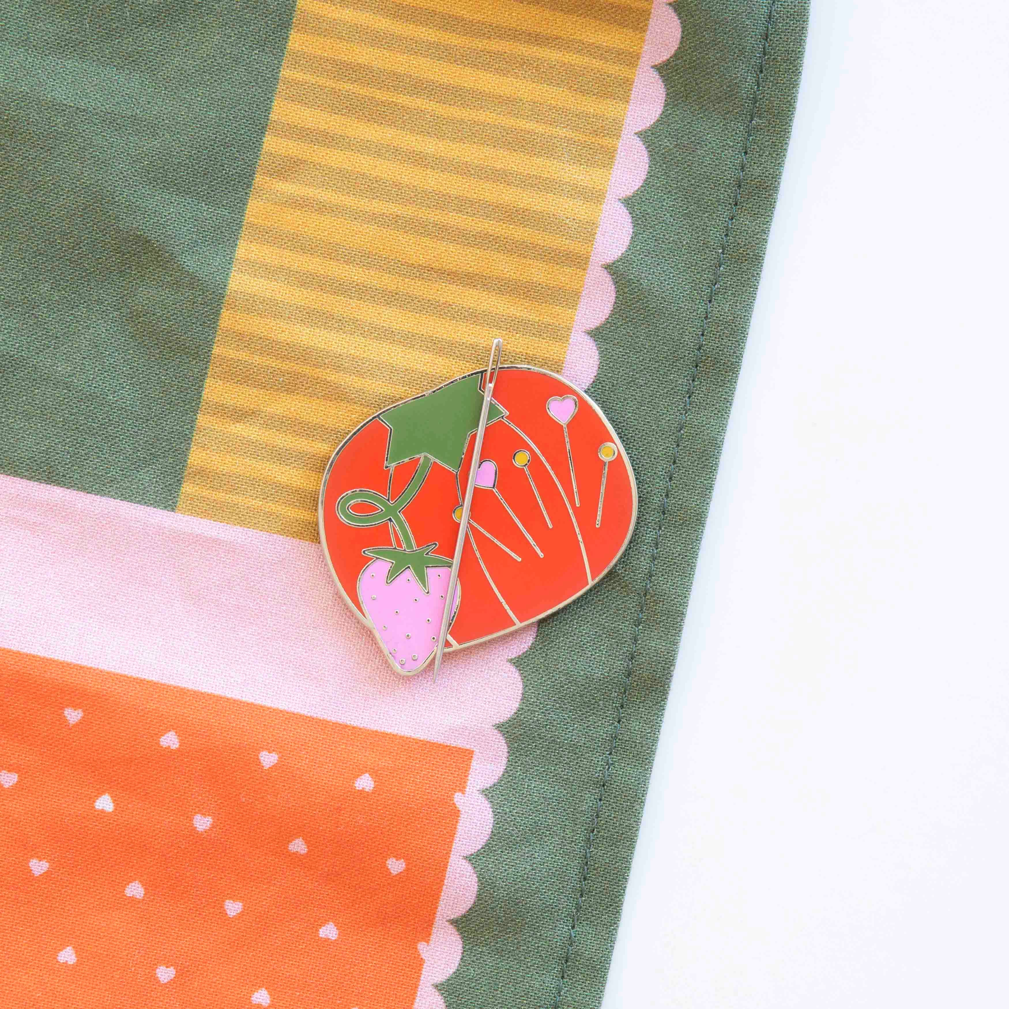 Tomato Pin Cushion Magnetic Needle Minder - Image 3