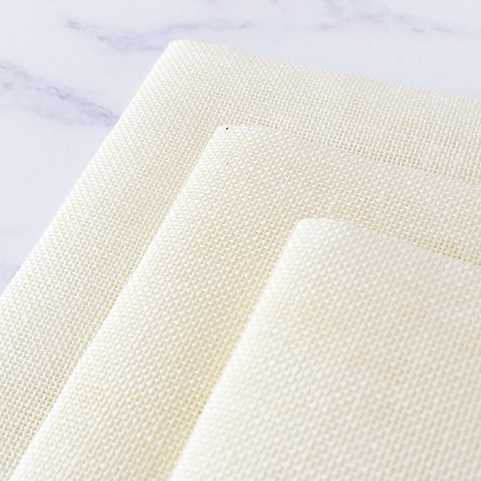 Touch of Yellow Linen Fabric - 28 count - Image 3