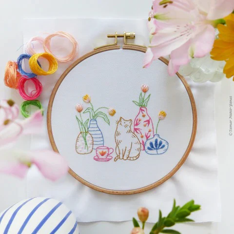 Tulips and Cat Hand Embroidery Kit - Image 3
