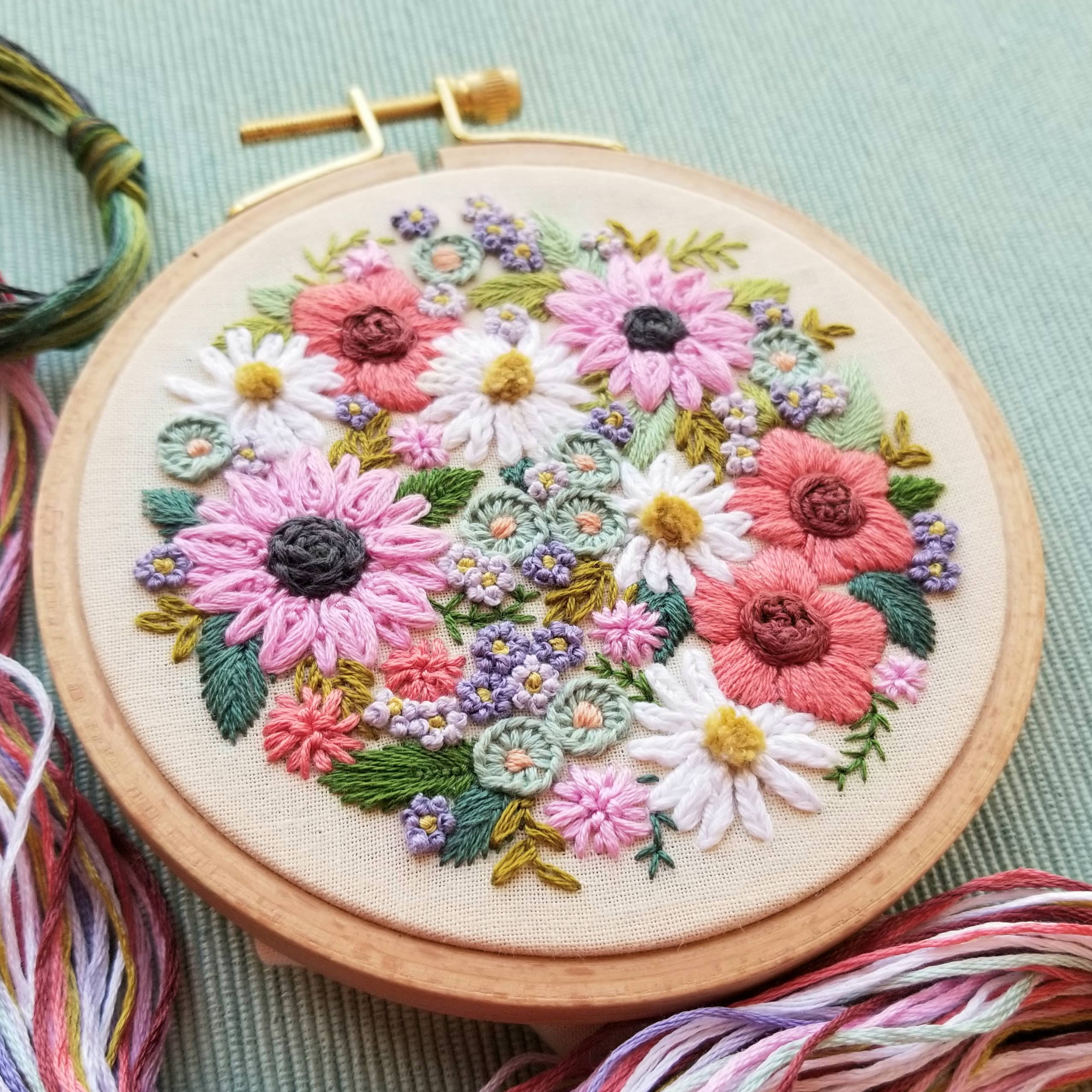 Wildflower Sampler Hand Embroidery Craft Kit - Image 2
