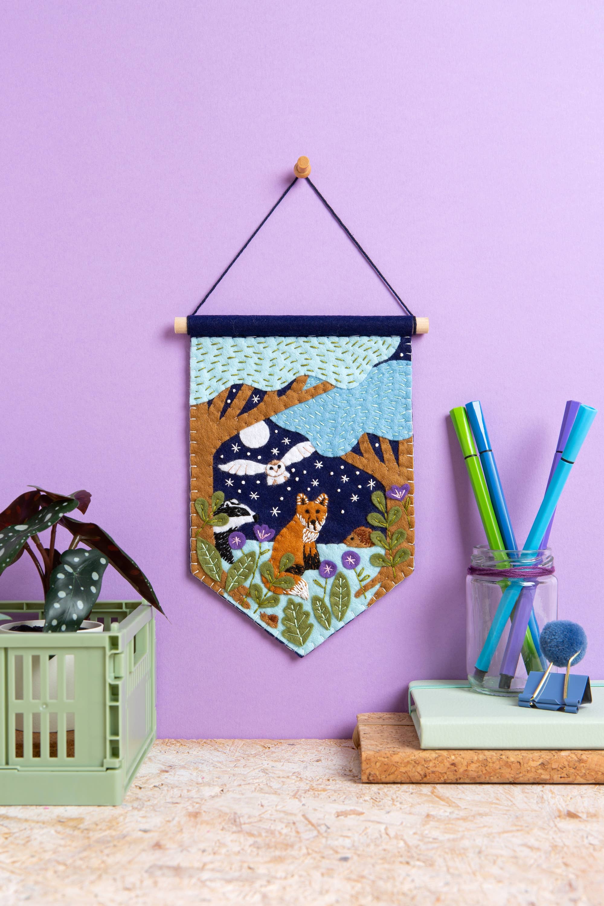 Woodland Pennant Felt Craft Kit - Image 6